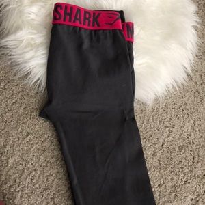Gymshark Pants - Gym shark leggings Gymshark Pants - Gym shark leggings